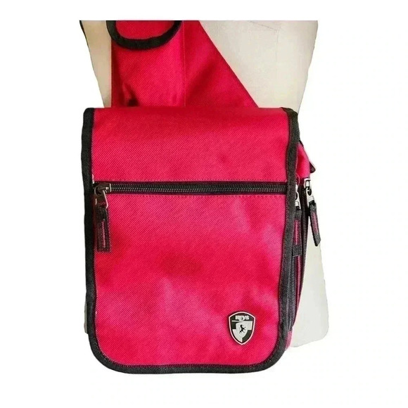 Heys Ecotex TravelMate Red Organizer Crossbody Bag Recycled Nylon - Picture 2 of 15